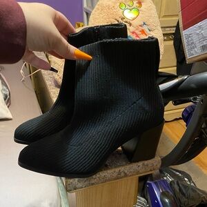 Brand new torrid fabric boots. Size 7WW